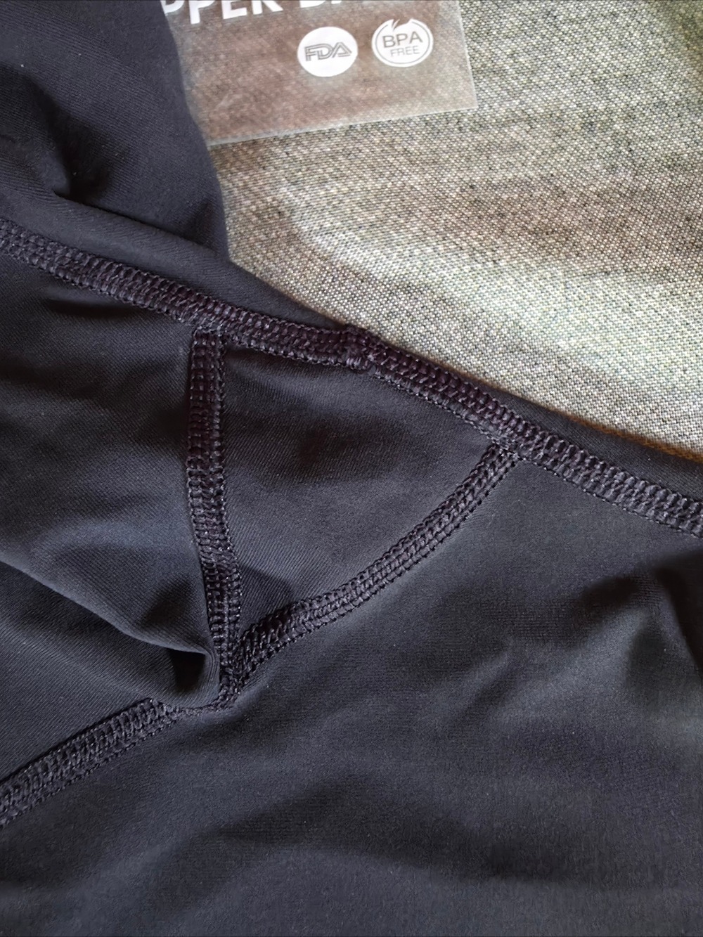 Lululemon Black Gray Capri Athletic Leggings Size 6 #YLEG14 - Picture 10 of 13